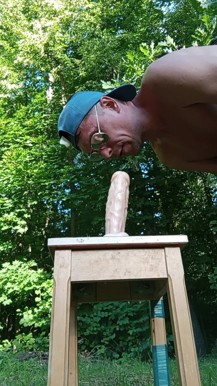 MaxonFF: I Suck a Dildo From My Delicious Ass