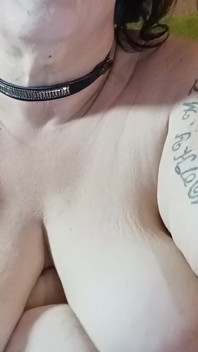 Pissing Missi on Your Anaconda