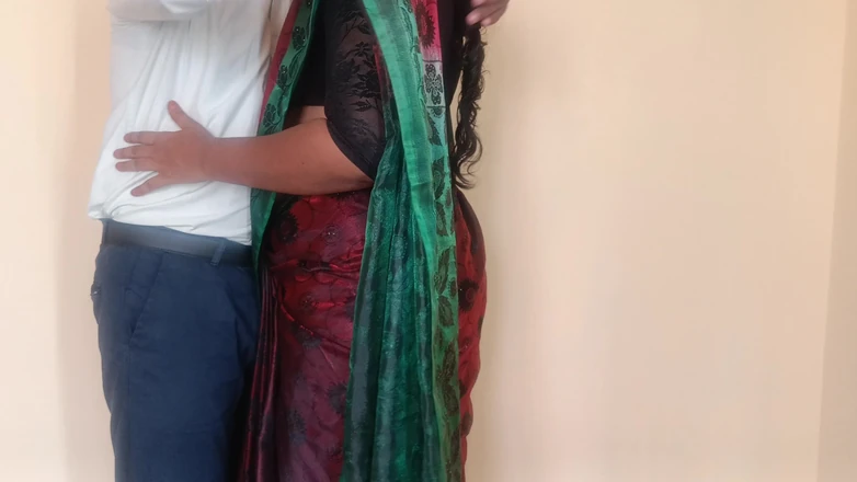 Magilmathi: College Teacher Hot Romance Viral Video