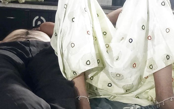 Rakul008: Desi Maid fångad och knullade hårt