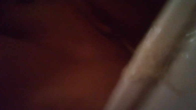 Mandy star: 小便ショー