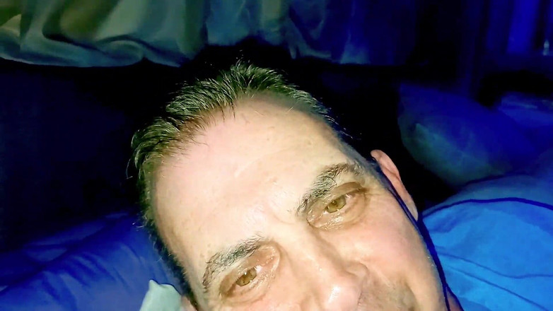 Cory Bernstein: Celebrita Cory Bernstein šuká kouřící sexuální hračku, v tajném sextape nevlastního...