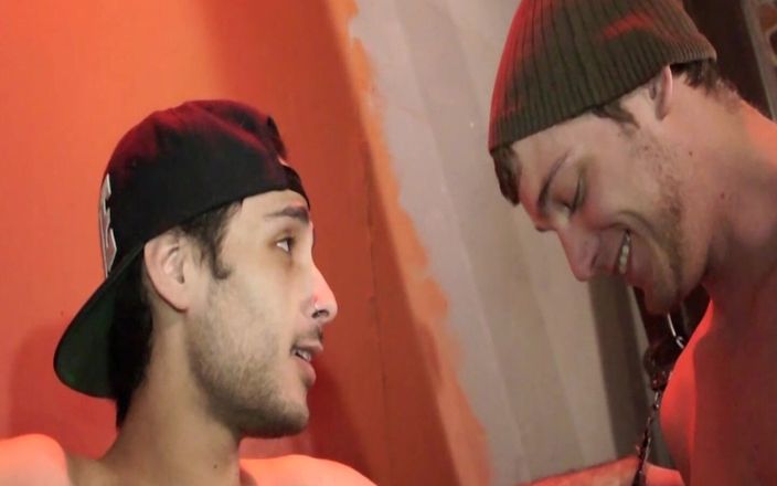 SEXUAL SIN GAY: सूखा लंड दृश्य-4_colleagues एक दूसरे को बांधने और एक दूसरे के लंड चूसने और उनका वीर्य निगलने पर खेलती हैं।