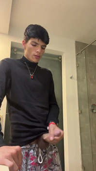 Andreszp Se Masturba En El Hotel Y Su Leche Lo Dice Todo