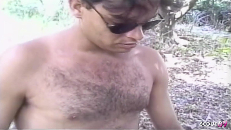 Shemale TS Collection: Latina-transe wird von drei typen im freien in enges arschloch...