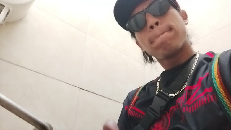 AlexAlejandro13: Daddy in Public Bathroom