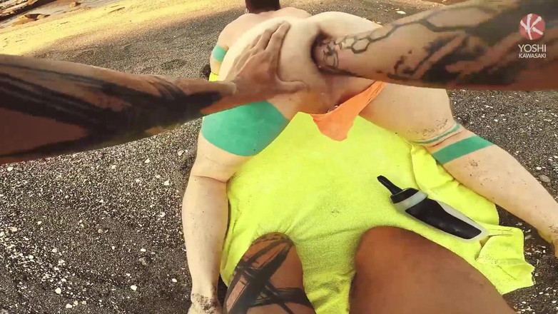 Yoshi Kawasaki XXX: Yoshikawasakixxx - Йоші Кавасакі розтягує axel abysse hole