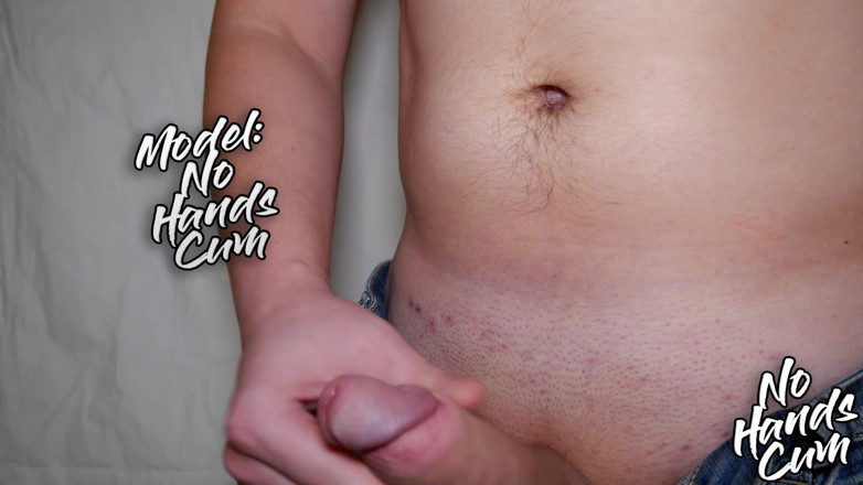 Cum no hands: Velký penis udělá výstřik spermatu, v okamžiku ejakulace chlap nepoužívá...