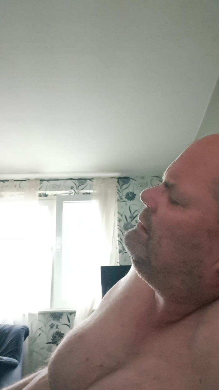 Fickspecht: After Pre-stretching, the Slut Continues
