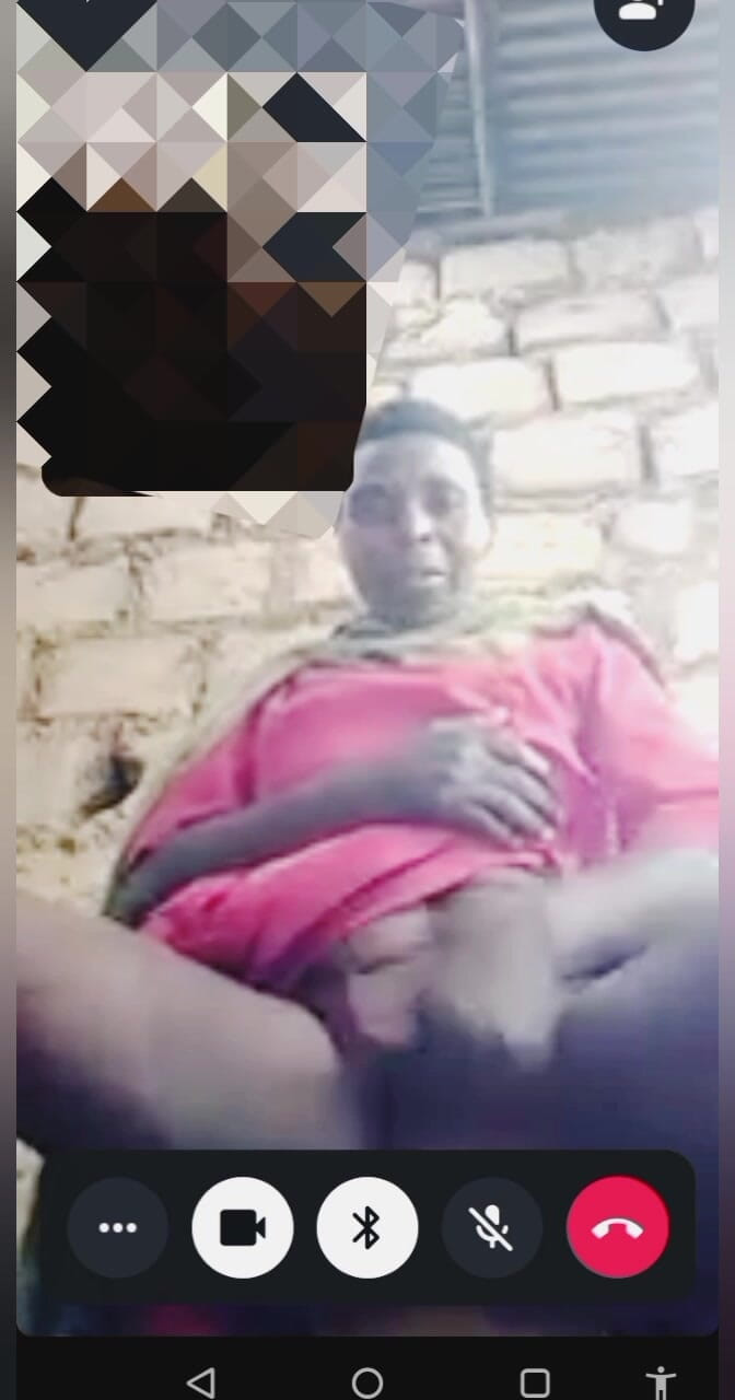 Me and my new slut: Hadzabe tribù donna matura si masturba con ragazzo, Hadzabe vs...