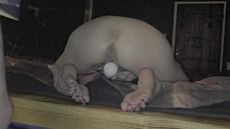 Dilay: Use My Ass and Play with Me Please