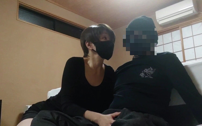 akeieroi: 無修正:不倫妻との本気セックス、騎乗位で何回イクの?