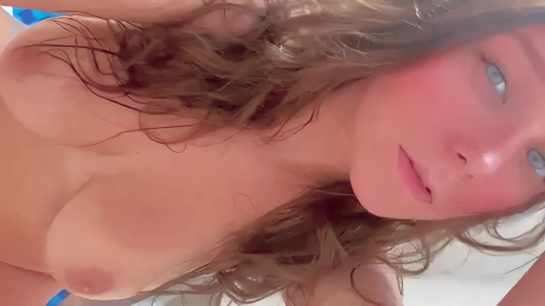 Gonna make you squirt: Ftv- 67f 레즈 할망구 이웃을 유혹하기 위해 자신을 따먹는 비디오에서 겨우 18살과 첫 경험
