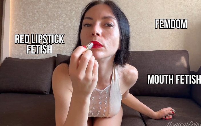 Princess Monica: Lápiz labial y risas