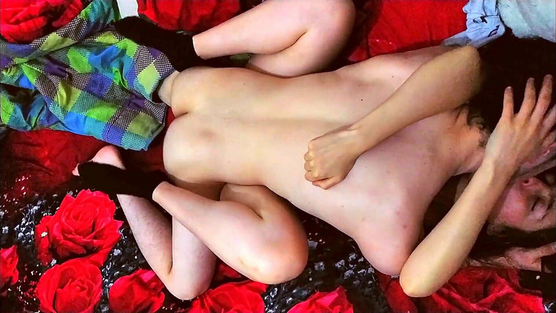 Kyle Smith: Romantisch topweergave jong sexy stel verliefd