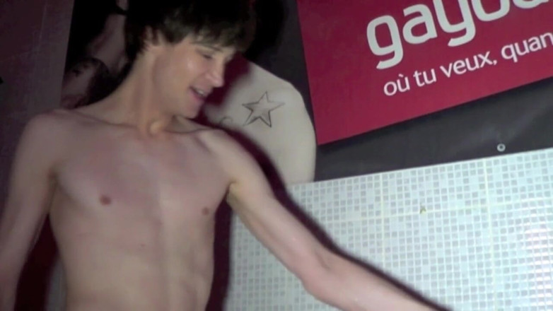 Gaybareback: Kevin ass fucked by older in sauna