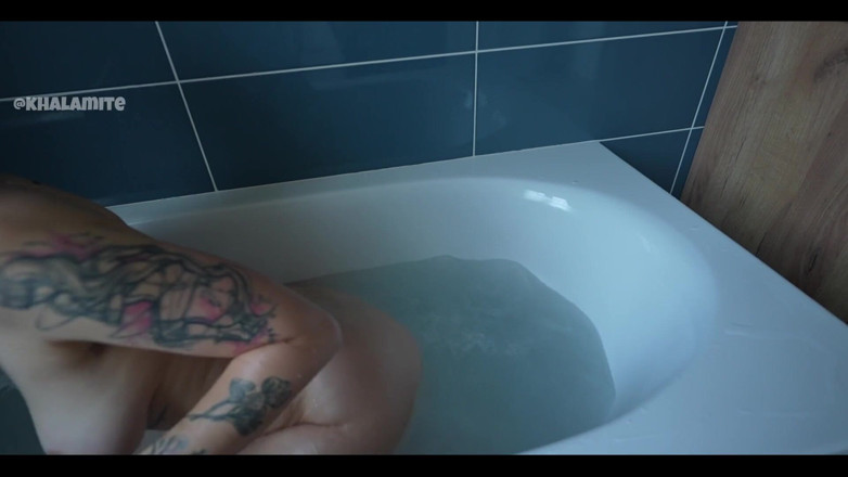 Khalamite: It's Time for Bath