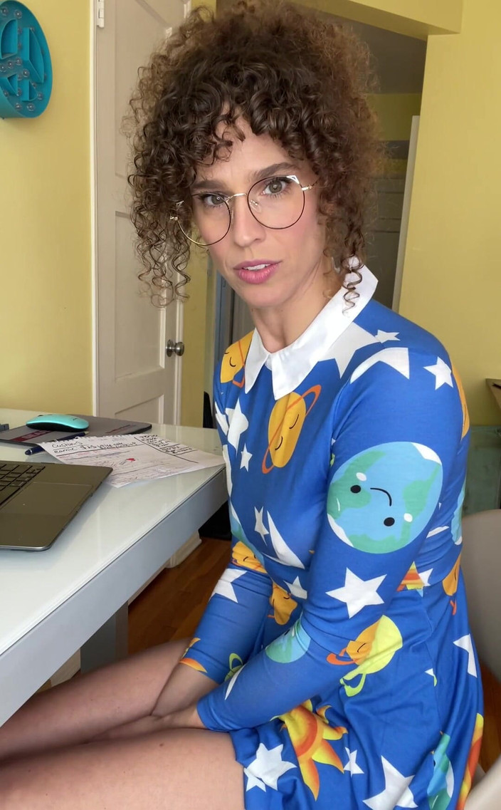 VibeWithMommy: Pani Jizzle robi kolejne zabawne wideo + kombinacja notać głosowych!