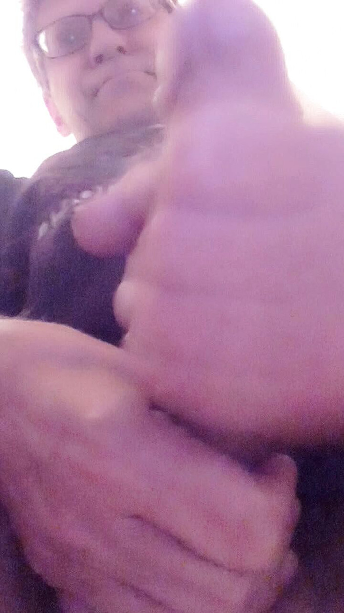 Mcobraxxl: Mcobraxxl monstrózní péro ruční práce