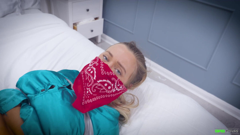 Gag Attack: 베스 - 데멜 플레이