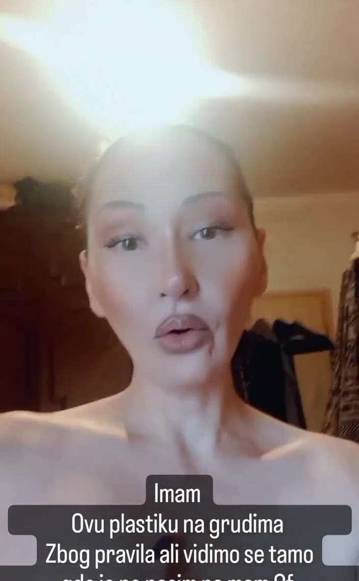 Dominatrix Redsonyja: Eğer bir meydan okumaysan beni çıkar. Seksi, eğlenceli, espiri doluyum ve...