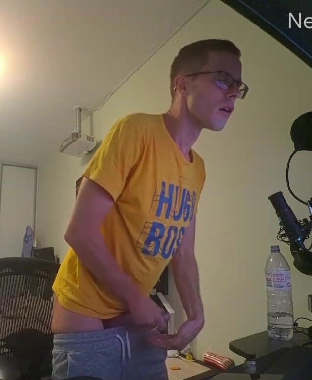 GayDuplo: L’heure de l’éjaculation !