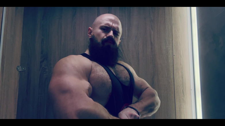 Mister Stone: Strong Man