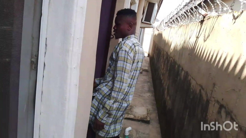 Sex naija 1: Onunla barda tanıştım ve sonra konuşmaya başladık