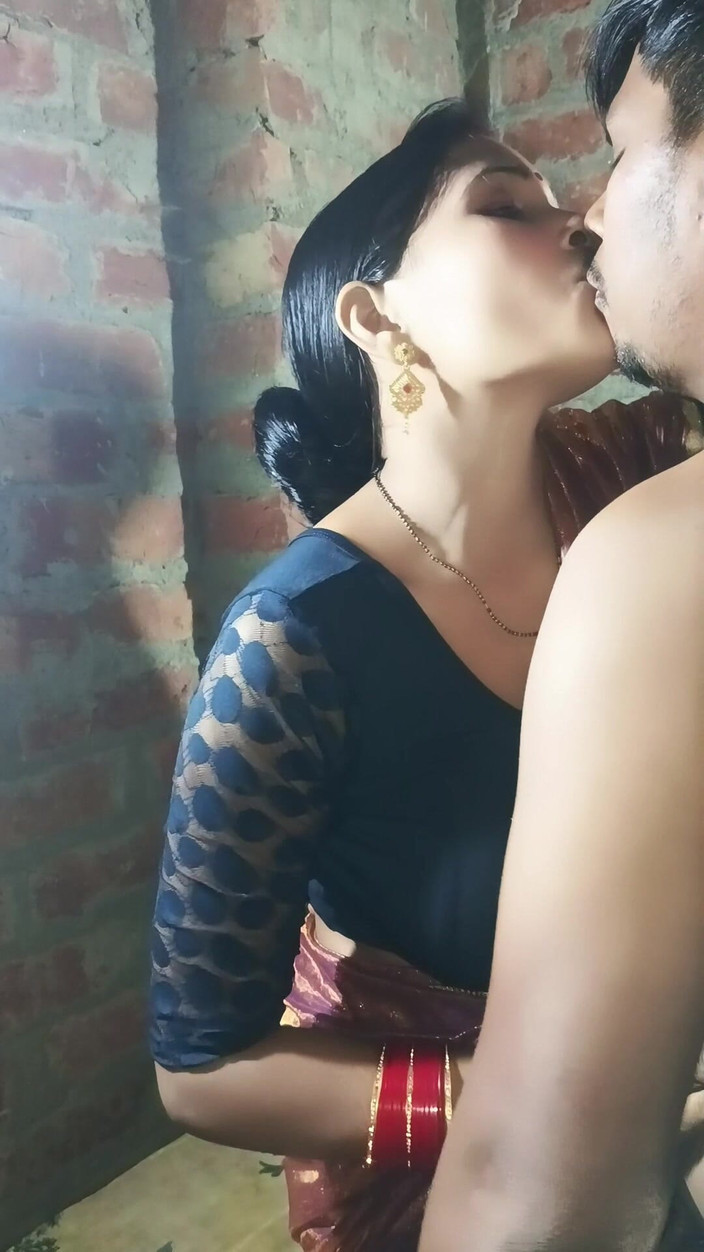 Renudbf: Am sărutat-o pe soția fierbinte a prietenului meu atât de...