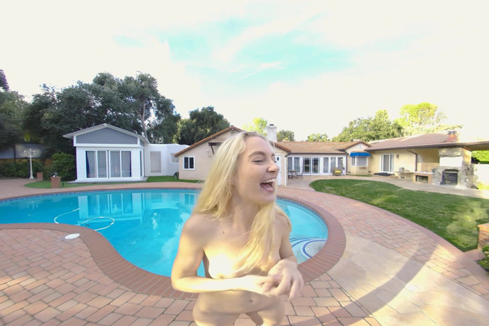 RealHotVR: Lana Sharapova Smällar poolpojken - JOI VR