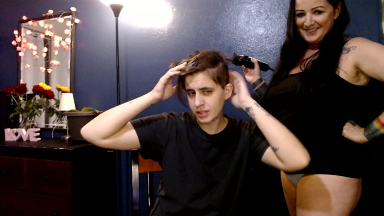 Abby Anna: Time to Shave Her Head for Summer