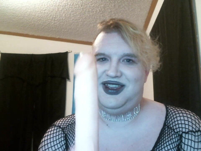 Roxxie rae page: Amalan menghisap zakar Impromptu