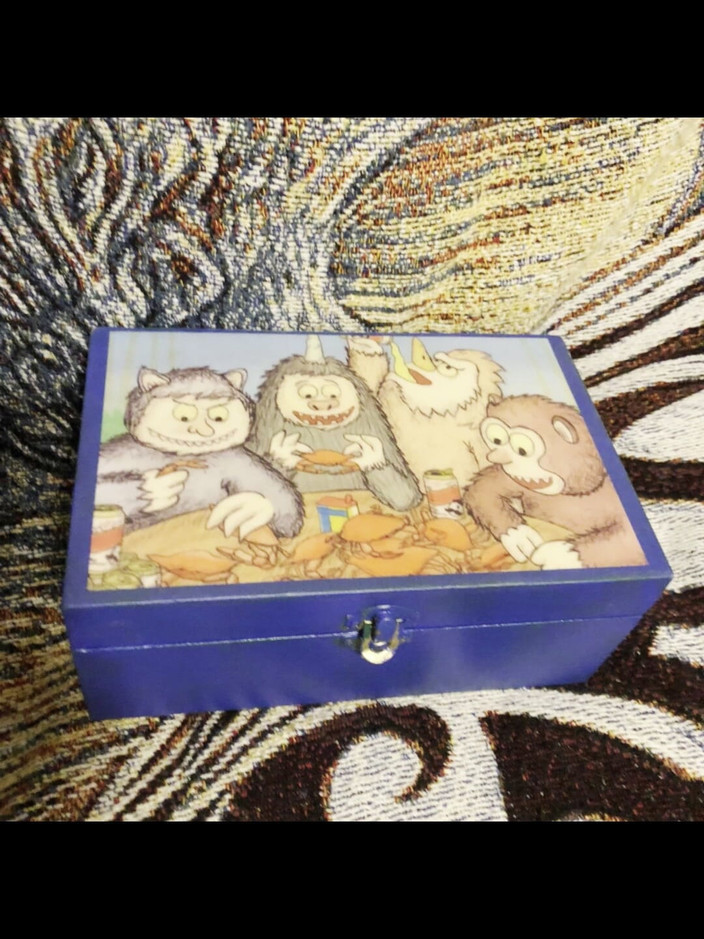 Suzy Wylde: Suzy Wylde es una creadora que crea arte y artículos...