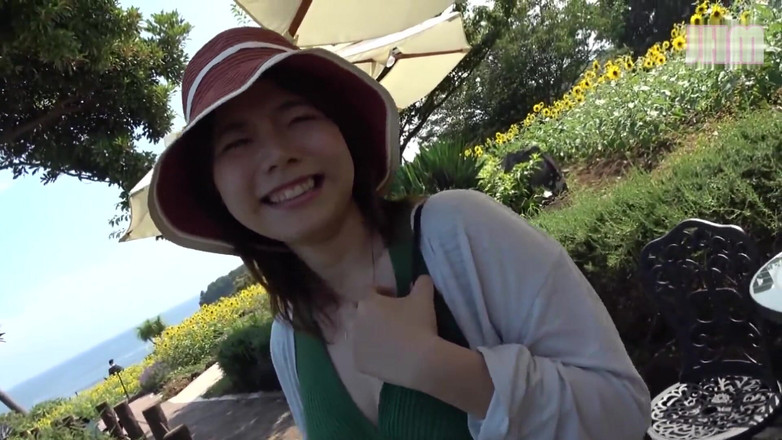 Japanese Hentai Matings: Escapada de resort con Rin, una mujer casada de 32 años - 1