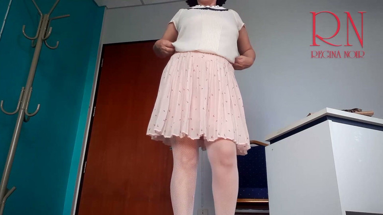 Regina Noir: I Am Your Sexretary. Do You Wanna Be My Boss?