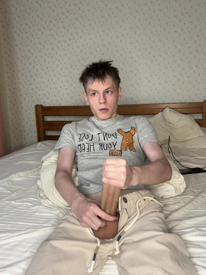 Morflot24: Трехдневный воздержание заканчивается затоплением кровати твинка