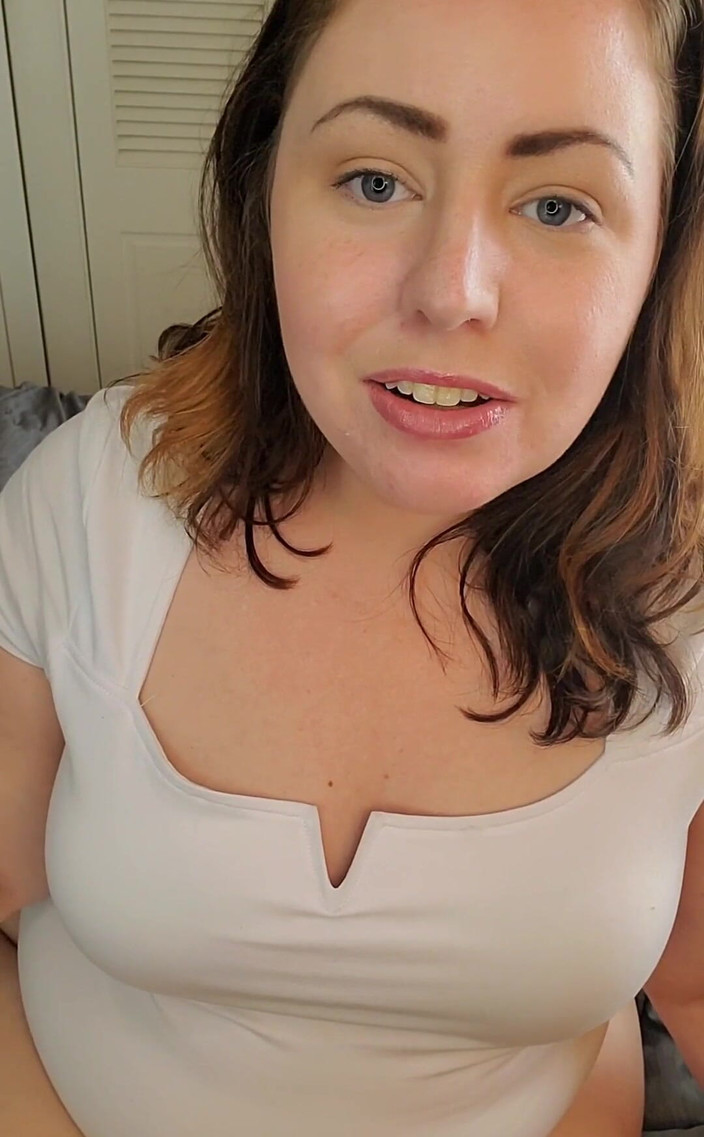KinkyKatie: Meu encontro sexual favorito, este é manso! Eu estou te aquecendo,...