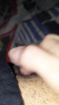 Ich Wachte Auf Und Fing an, Mit Meiner Heißen, Saftigen, Haarigen Muschi Zu Spielen. Lass Mich in Deinen Mund Kommen.