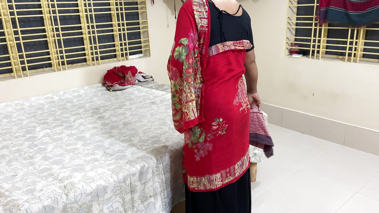 SAFI TV: Svlékl jsem nevlastní matku do naha a začal ji šukat