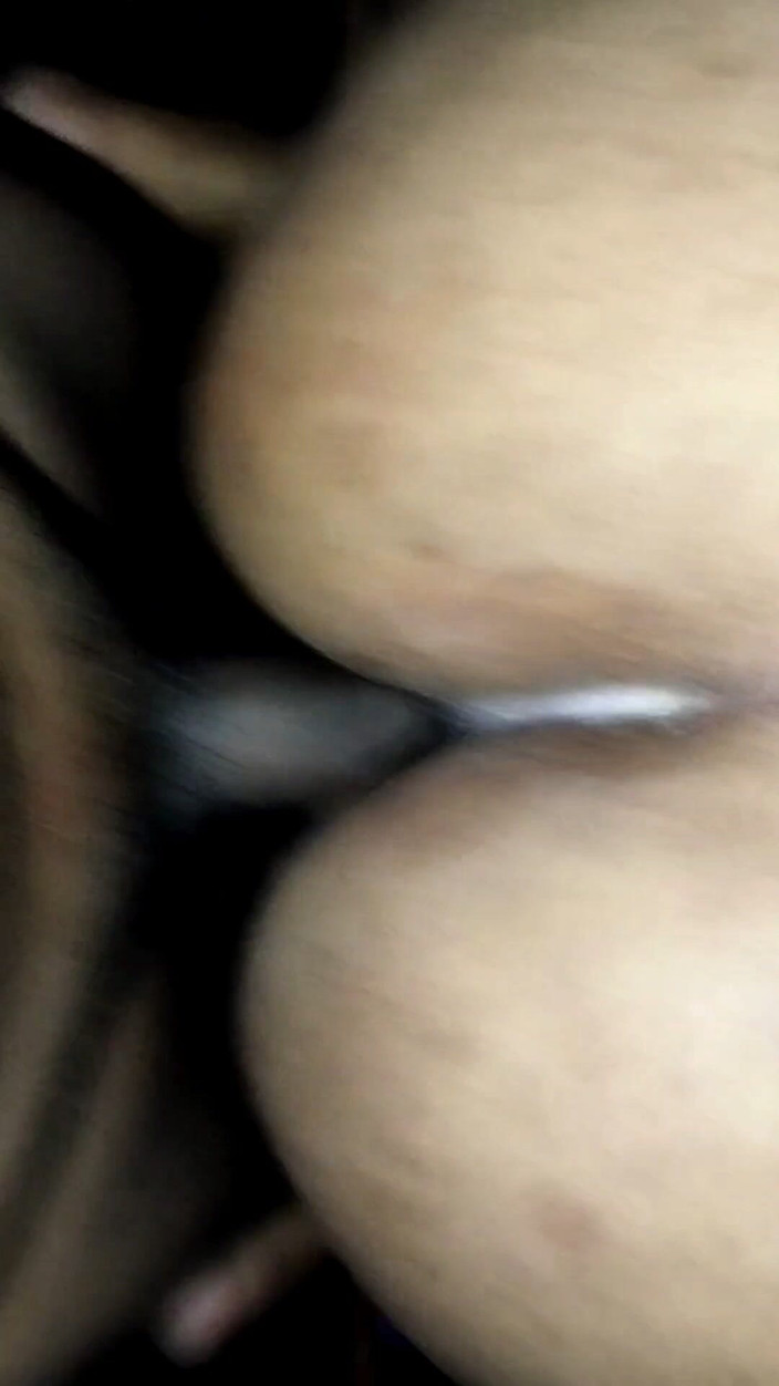 Deshi women: 我朋友的热辣老婆不可思议