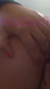 Stimulating My Ass with the Vibrating Plug