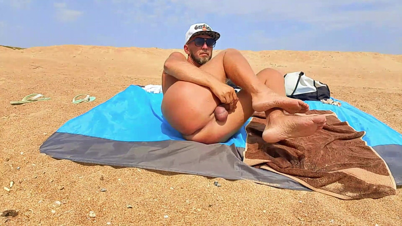 Crazyfamily 1970: Stiefmutter und stiefsohn an einem fkk-strand