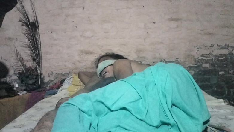 Thokuram: Patni Ki Saheli Ko Sari Raat Pela