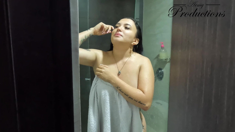 Army Productions: He Fucks His Training Partner After Watching Her Bathe