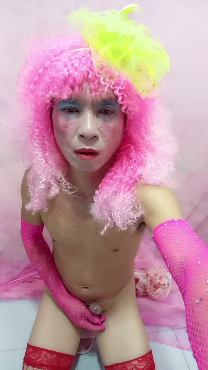 nguyen dang thien tri: Oanh Le Transgender bär sexiga kläder
