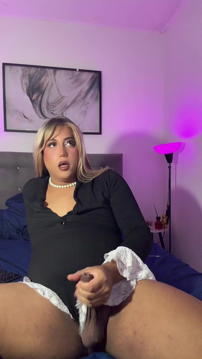 antonella houston: New Video