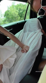 Squirting's on the Way to the Beach