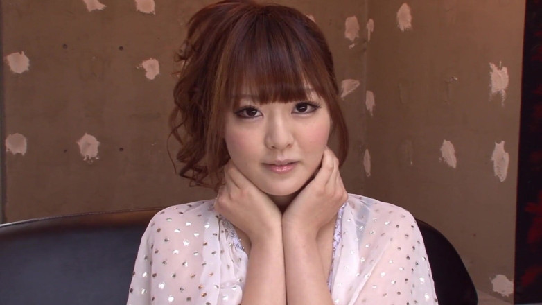 Japanese Cheats: Bitch enjoys vibrators in pussy then gets fucked by two...
