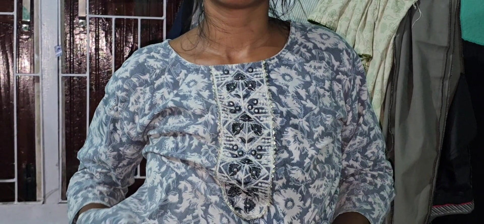 SafeRosebush8: Aku ngentot pacarku dan mesra-mesraan di memeknya!