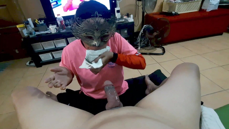 Pinay Buko Juice: Pipe relaxante en POV, éjaculation dans la bouche